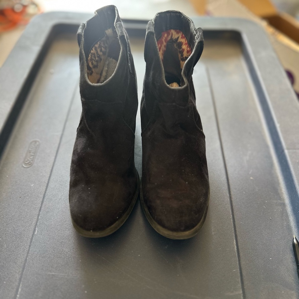 Faded Glory Black Ankle Boots